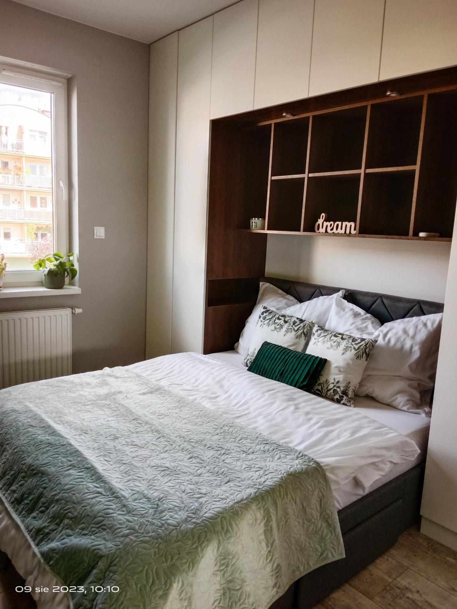 Apartament Na Zielonej Z Tarasem Pila Exterior photo